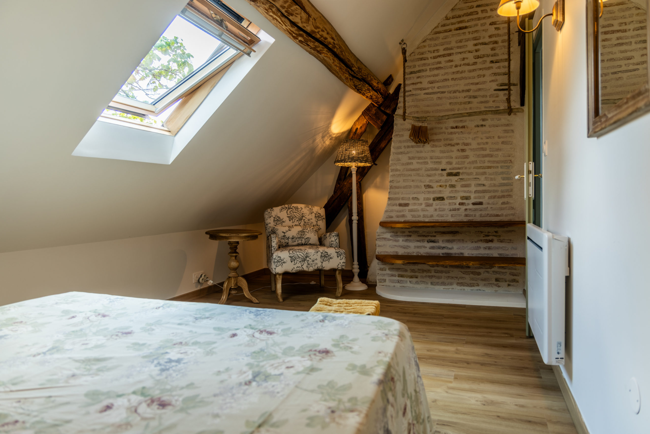 111A0140-HDR